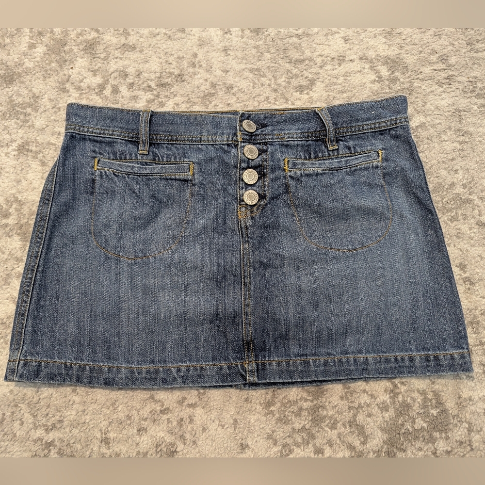 Y2K Old Navy Women's Blue Denim Mini Skirt Ultra Low Waist Vintage Size 10